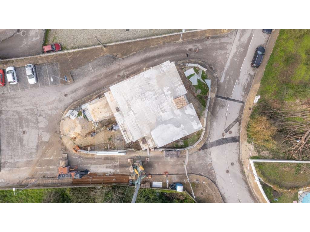 Apartamento T3| NOVO | Pedrulha | Com terraço-25