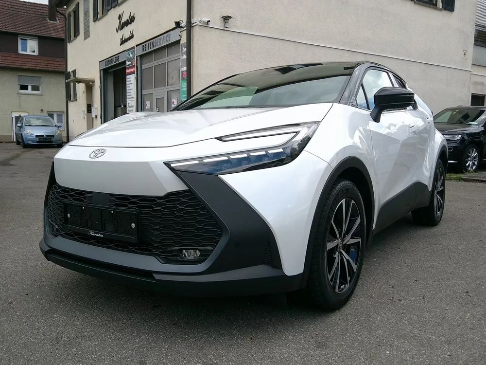 Toyota C-HR 2.0 Hybrid Team Deutschland 2024
