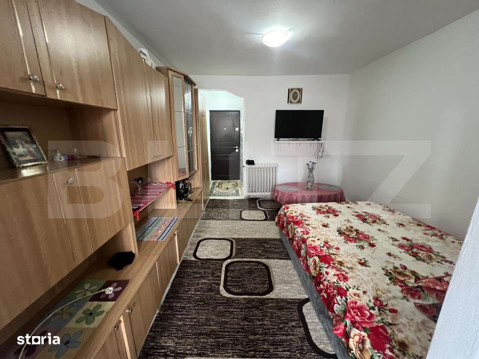 Garsoniera de vanzare, 28 mp, zona independentei - Imagine principală: 5/9