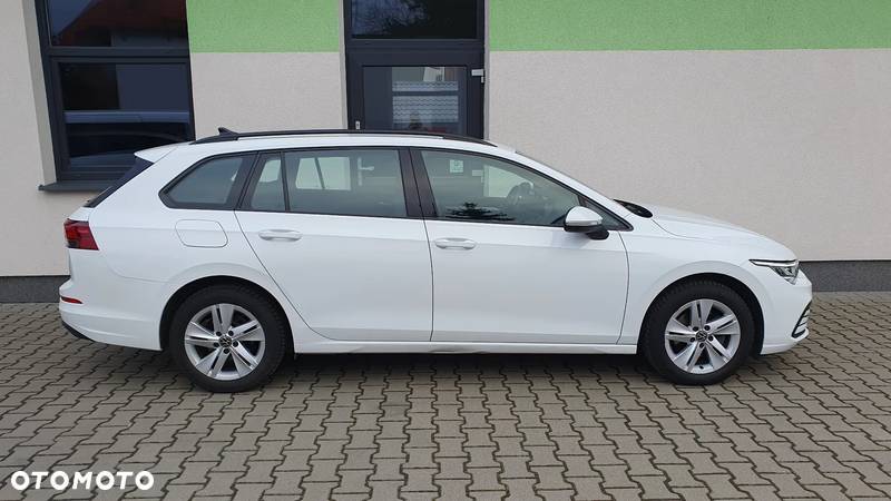 Volkswagen Golf VIII 1.5 TSI EVO Life - 11