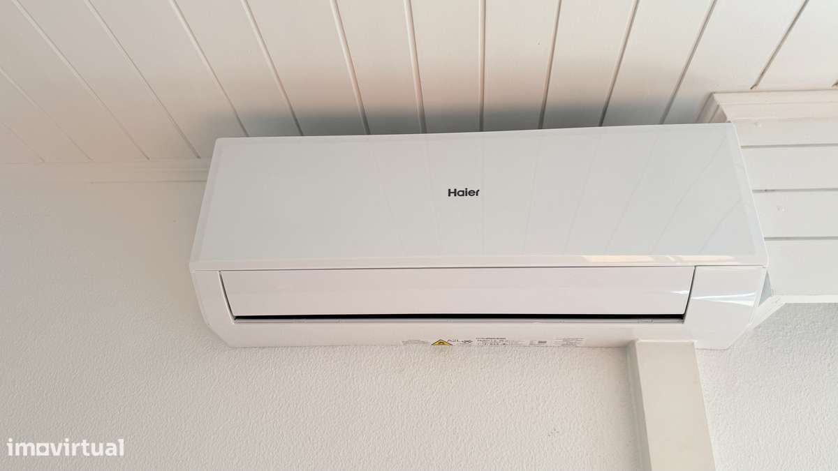 T4 em TELHEIRAS, com 2 casas de banho, elevador e Ar Condicionado - Grande imagem: 3/21