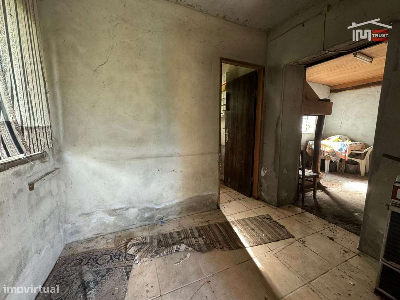 MORADIA T2 EM SEIÇA INSERIDA NUM TERRENO COM 707 m²-4