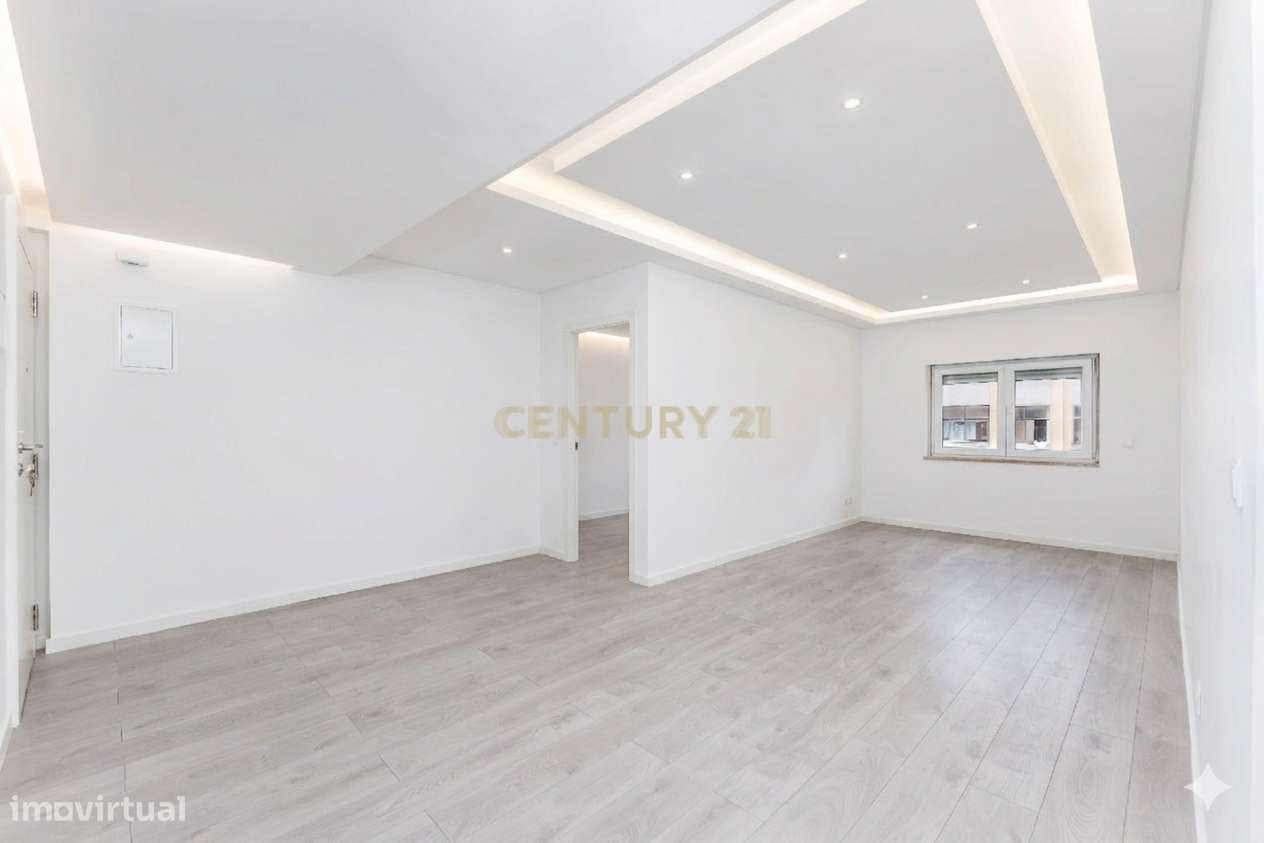 Apartamento Renovado T2 em Agualva e Mira Sintra, Lisboa-3