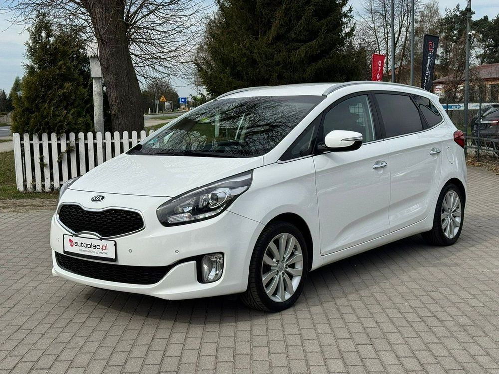 Kia Carens (Rondo) IV 1.6 GDI Dream-Team Edition 2015