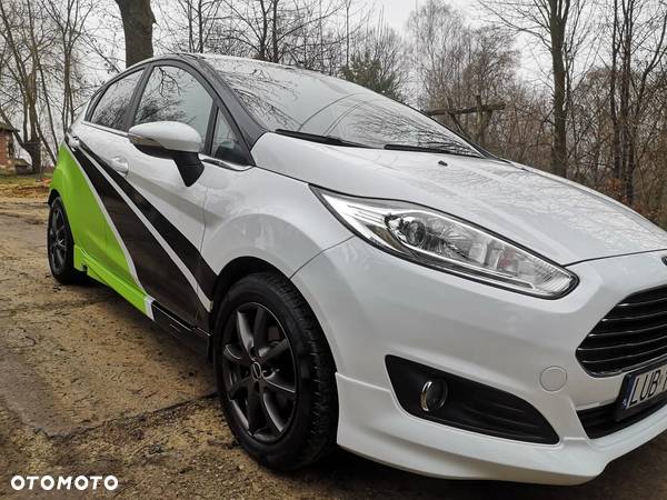 Ford Fiesta 1.0 EcoBoost Start-Stop Titanium - 11