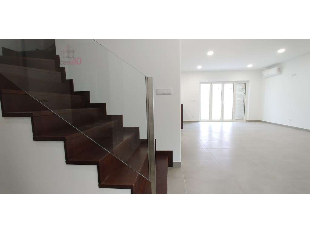 Vende-se fabulosa Moradia, em construção, em Alcochete - Grande imagem: 4/15