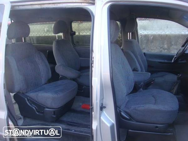 Hyundai H1 2002 para peças - 13