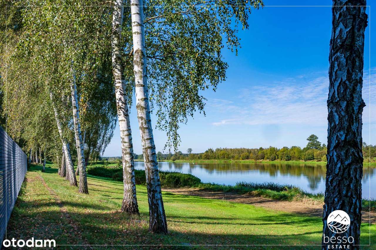 80 KM OD PAŁACU KULTURY. Posesja z bezpośrednim dostępem do rzeki.-5