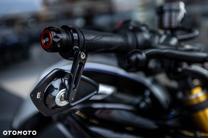 Yamaha MT - 20