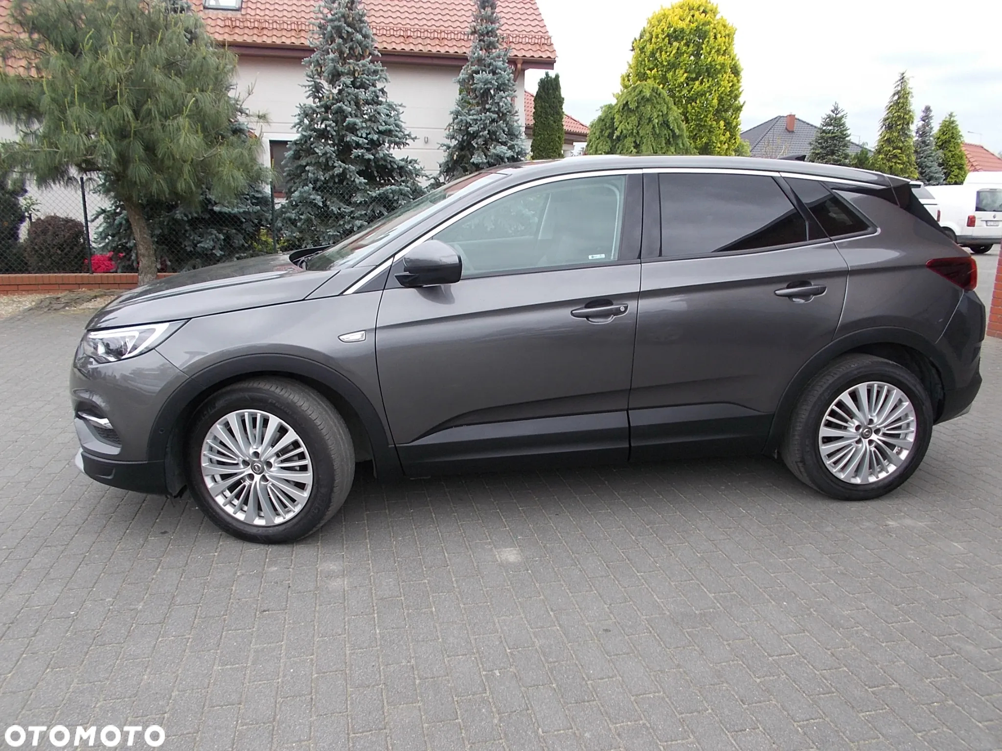 Opel Grandland X 1.2 Start/Stop Business Edition - 31