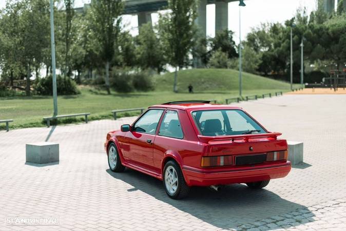 Ford Escort 1.6 RS Turbo - 11