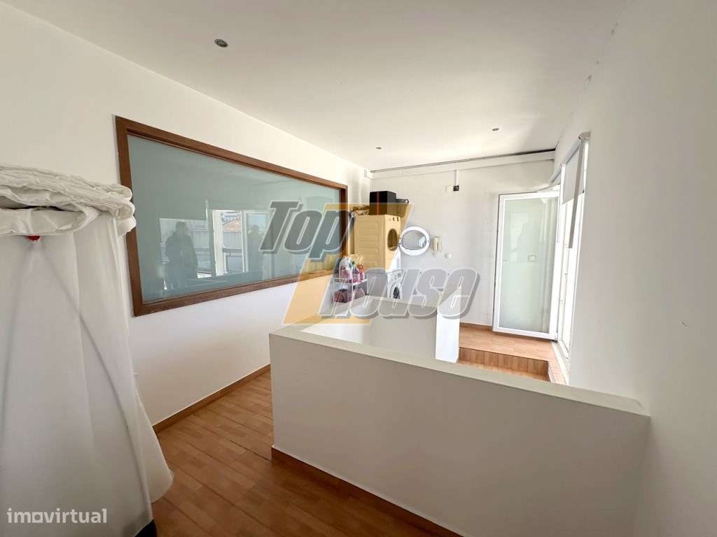 Moradia Isolada T4+1 - Vista de Mar - Charneca de Caparica-29