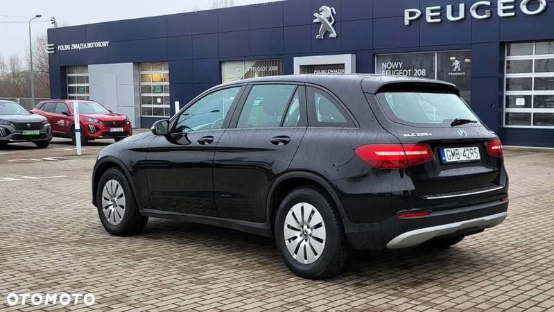 Mercedes-Benz GLC 220 d 4-Matic - 5