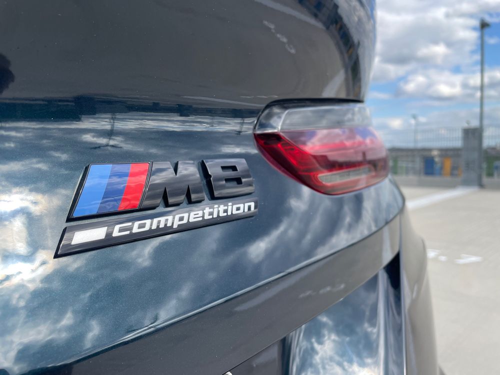 BMW M8 Competition 2021