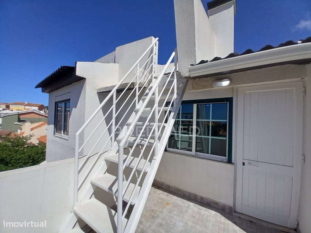 Moradia T3+3 em Madorna, Cascais - Grande imagem: 3/35
