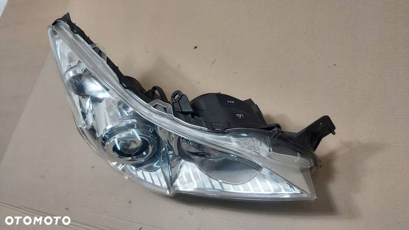 LAMPA PRZÓD PRAWA SUBARU LEGACY OUTBACK V 5 - 4