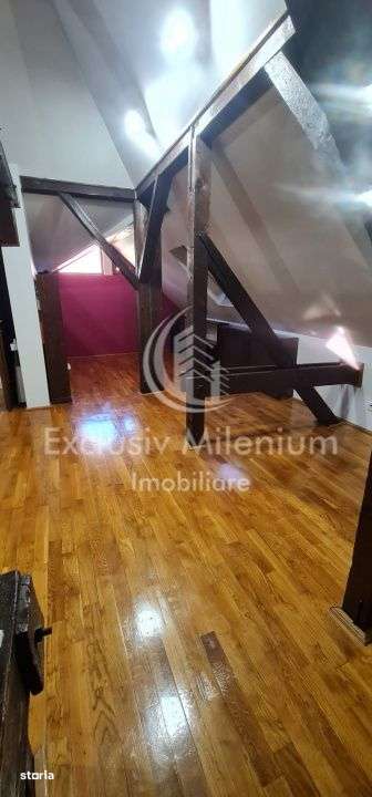 Casa /Vila Lacul Tei D+P+1+M Renovata - Imagine principală: 4/19