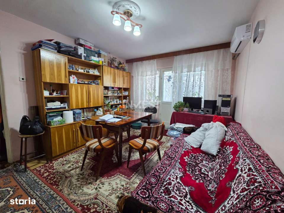 DE VANZARE-APARTAMENT 3 CAMERE-DACIA-2