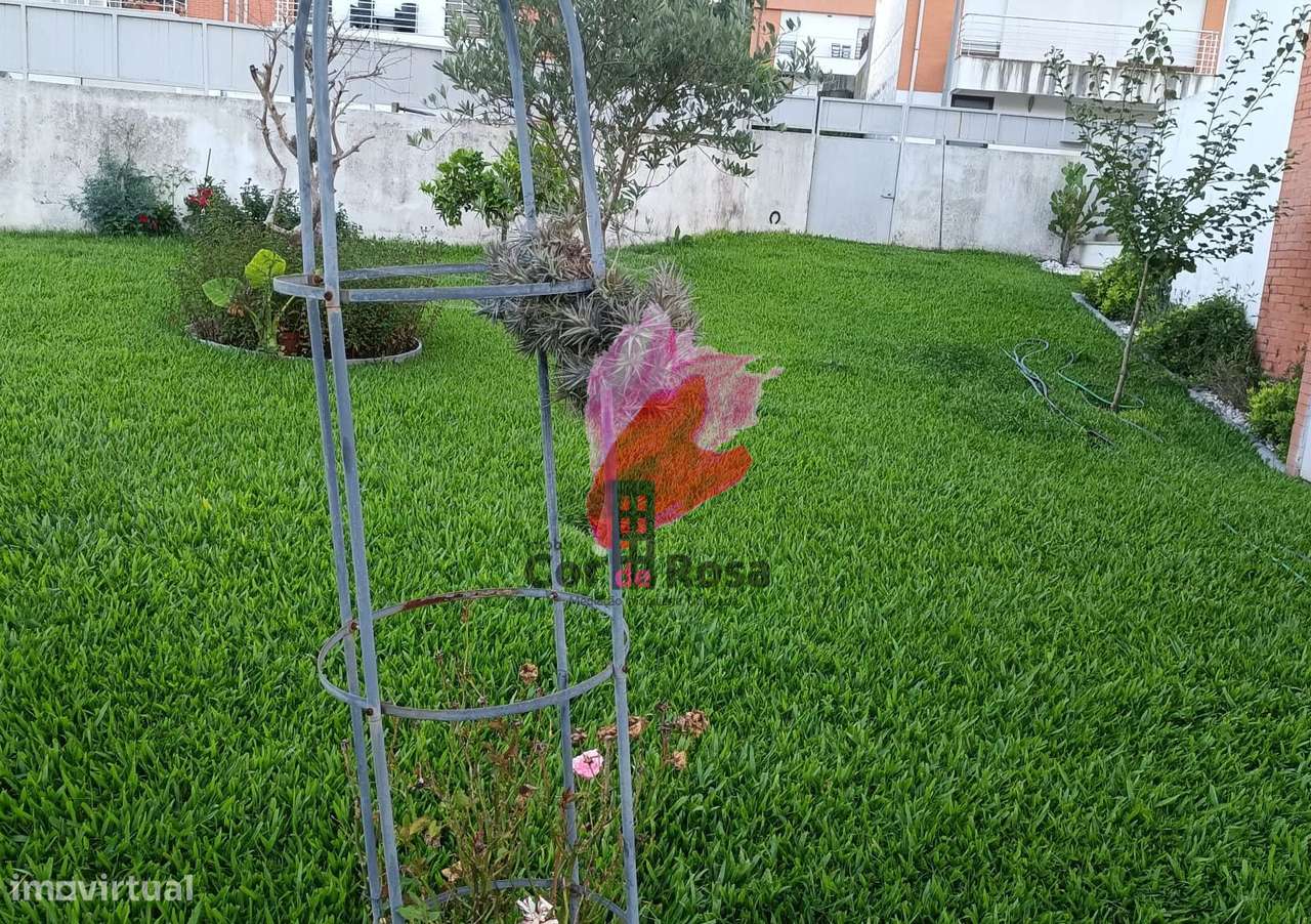 Moradia Geminada tipo T3 – Fareja-22