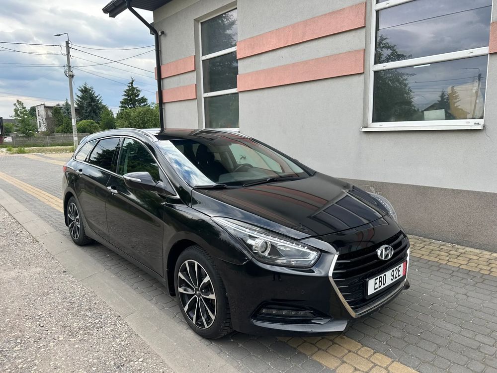 Hyundai i40 Kombi blue 1.7 CRDi Style 2016