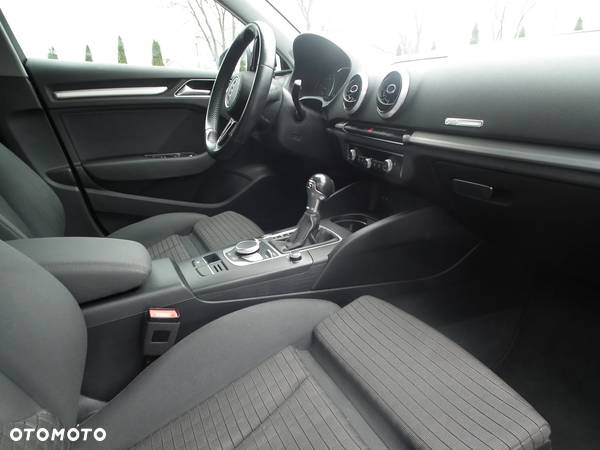 Audi A3 2.0 TDI Sportback (clean diesel) S tronic Ambition - 11