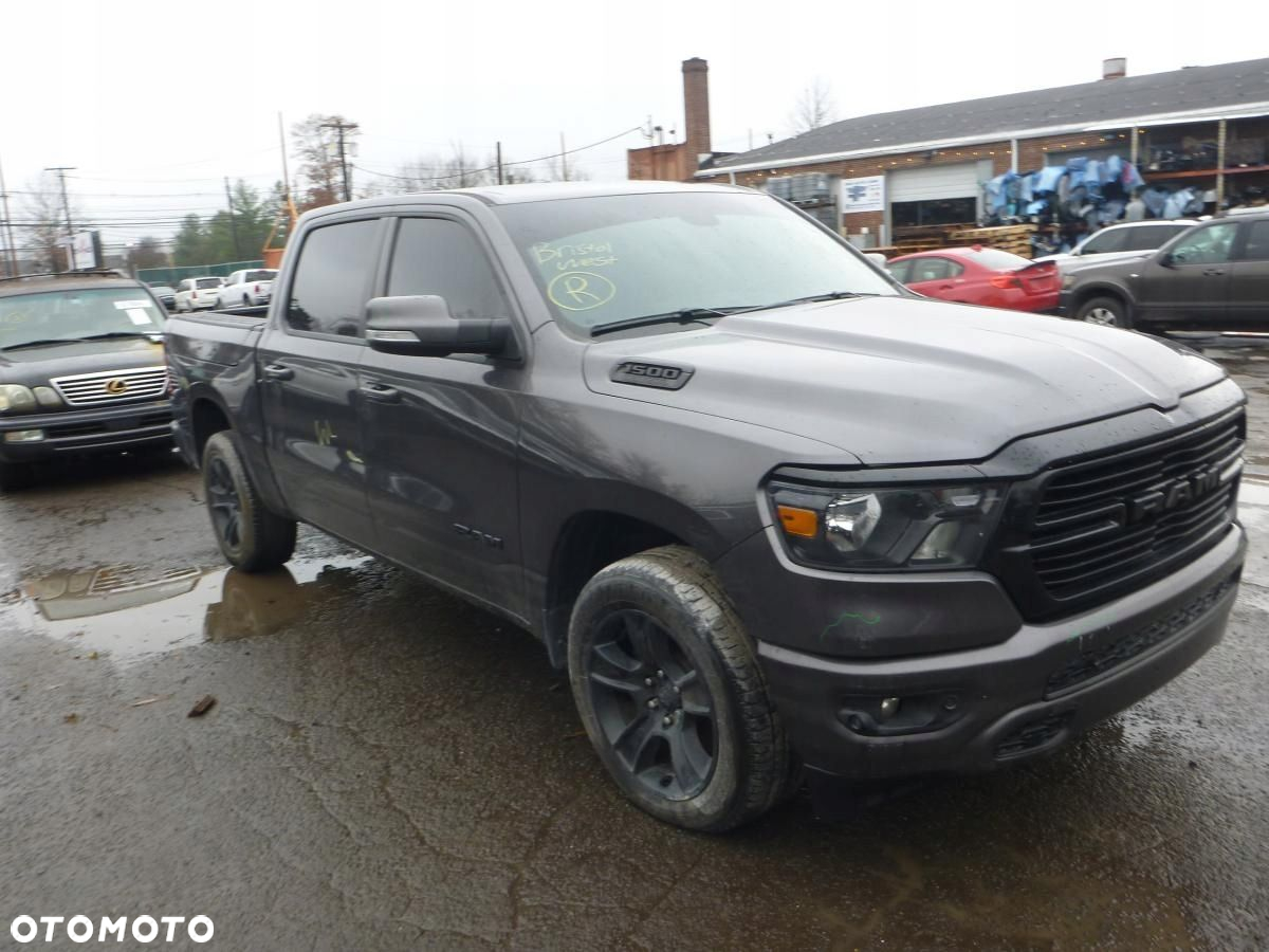 Wzmacniacz Dodge RAM 5.7 2019- - 7