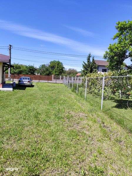 Cornu, ultracentral, teren 800 mp, zona Profi - Imagine principală: 4/4