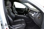 Volvo XC 60 D5 AWD Geartronic RDesign - 8