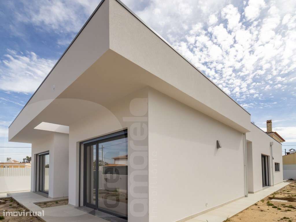 Moradia Moderna Térrea T3 com Piscina | Zona Tranquila, Excelente Q... - Grande imagem: 1/30