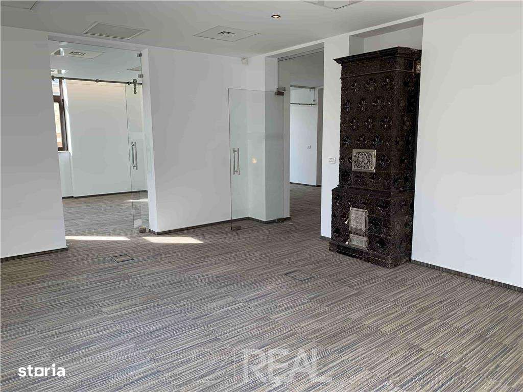 Spatiu - Universitate | Ready to Move in vila - de la 418 mp - Imagine principală: 5/12