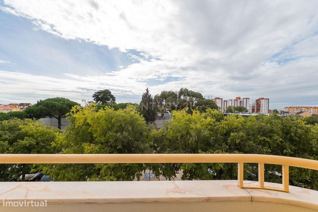 Apartamento T3 c/Box | Matarraque-15