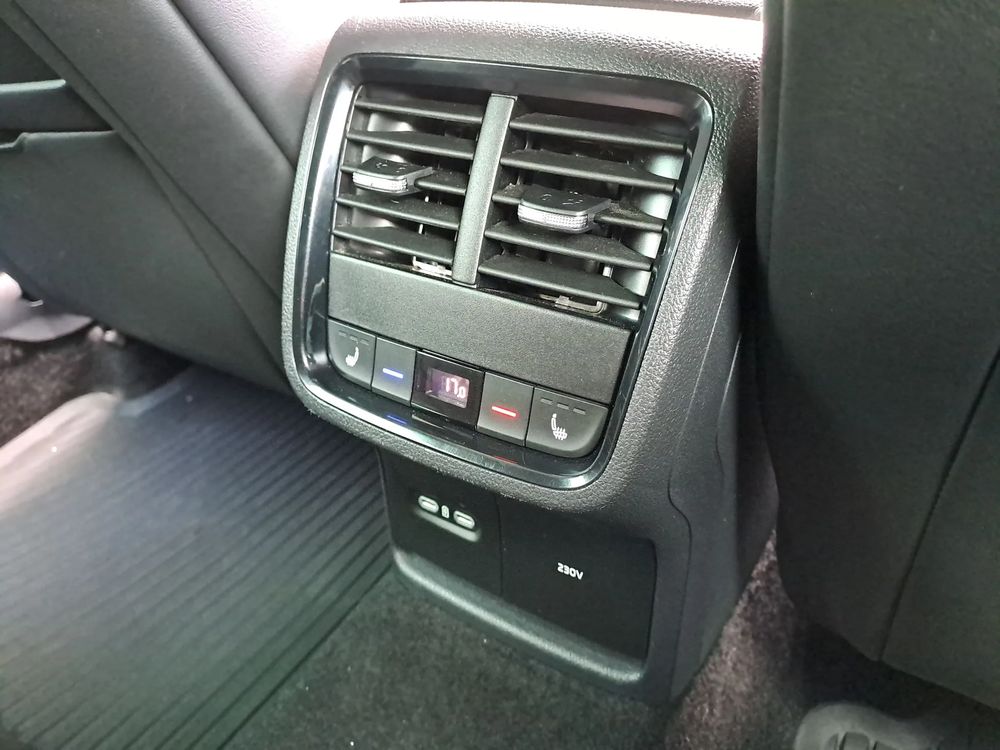 SKODA OCTAVIA RS 4X4 2.0TDI 200KM Canton HAK Martwe pole 3s.Klima VAT 23% PL ASO