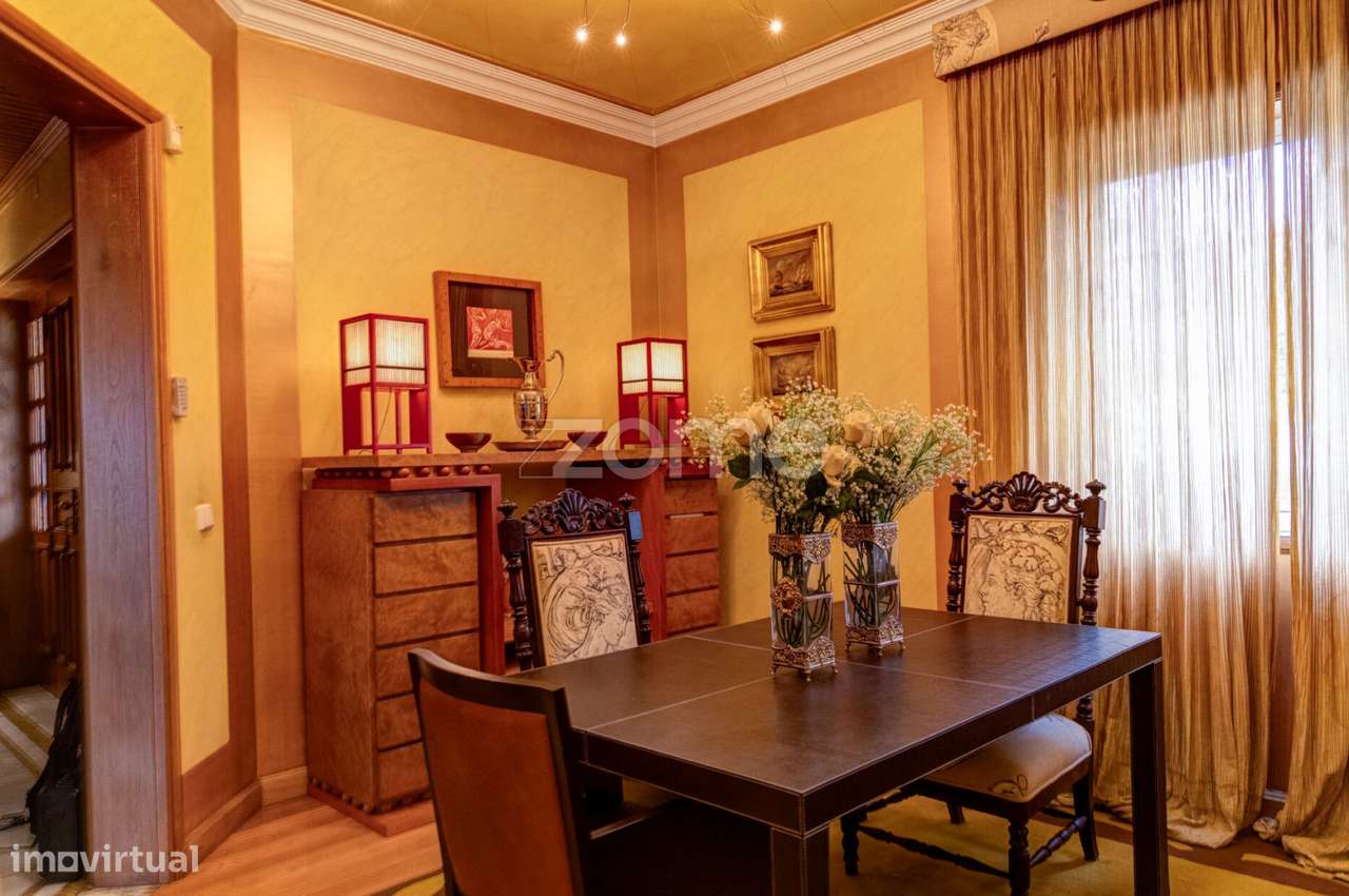 LUXUOSA MORADIA - LOCALIZAÇÃO PREMIUM NO CENTRO DE FAMALICÃO-9