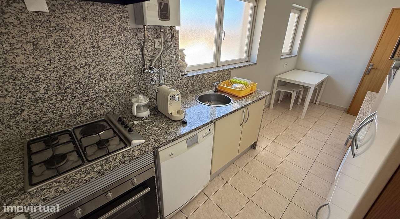 Andar de moradia T2 em Tires - Grande imagem: 3/11