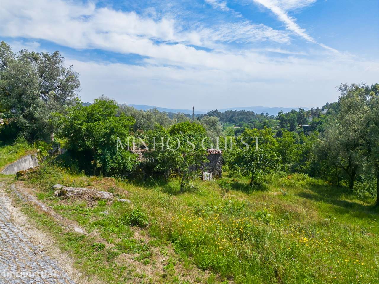 Terreno (700m2) c/ Ruína em Serzedelo – Póvoa de Lanhoso-21