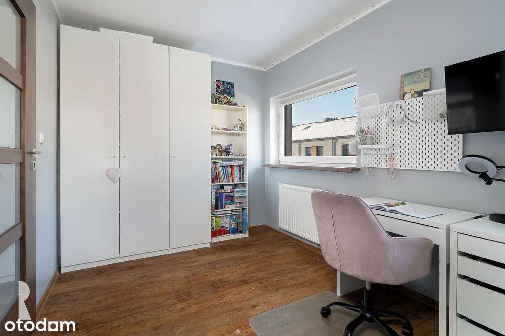 Komfortowy dom w zabudowie szeregowej z ogrodem-5