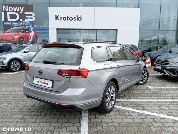 Volkswagen Passat 1.5 TSI EVO Essence DSG - 4