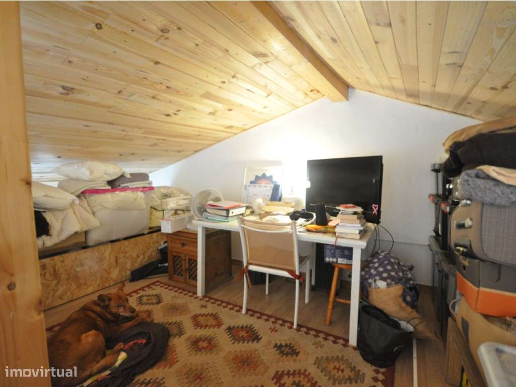 Moradia tipicamente Algarvia, com grande quintal em Estômbar - Grande imagem: 5/17