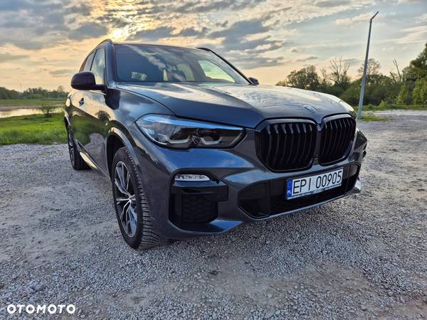 BMW X5 M M50i - 3