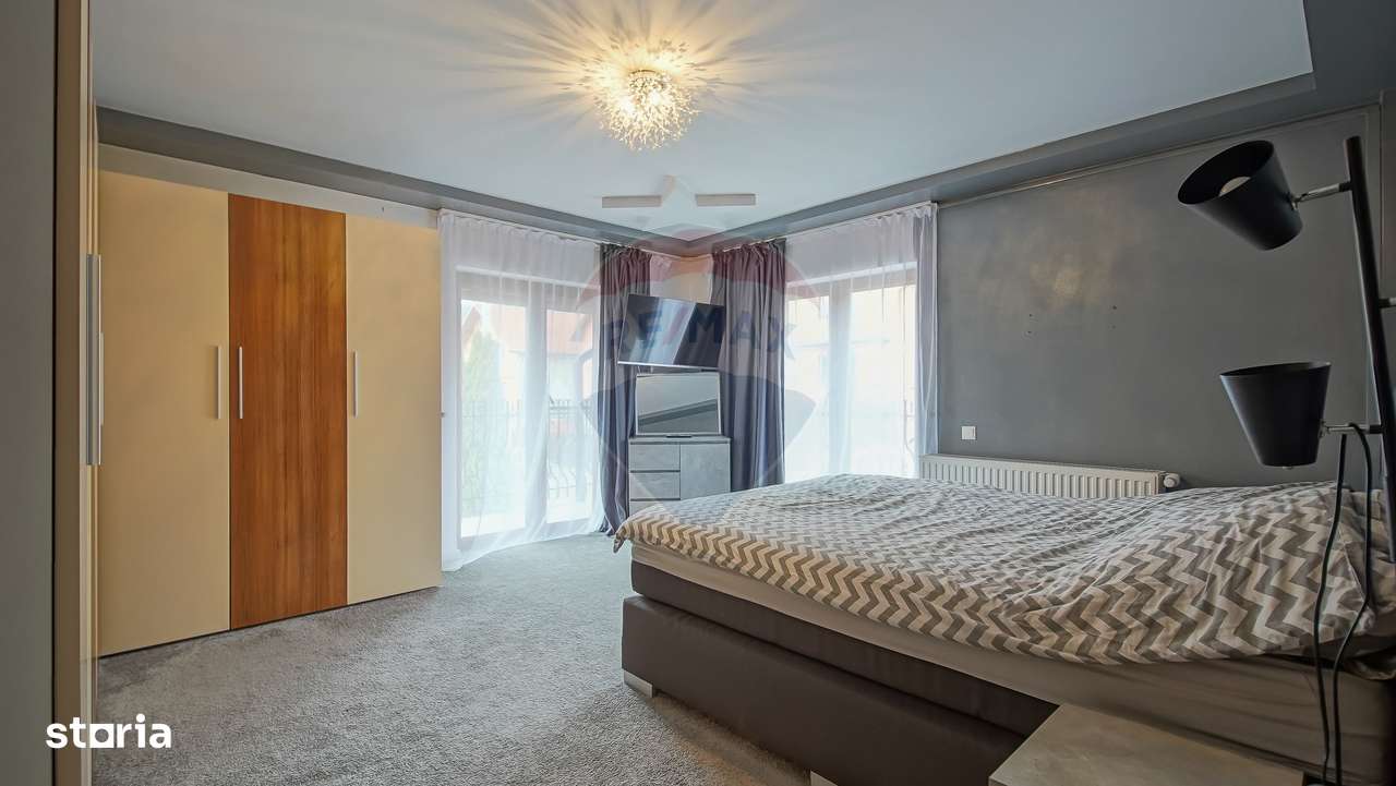 Casă complet mobilată cu garaj și panouri fotovoltaice – Codlea! - Imagine principală: 5/20