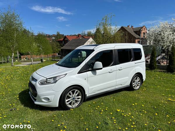 Ford Tourneo Connect 1.5 TDCi Titanium - 1