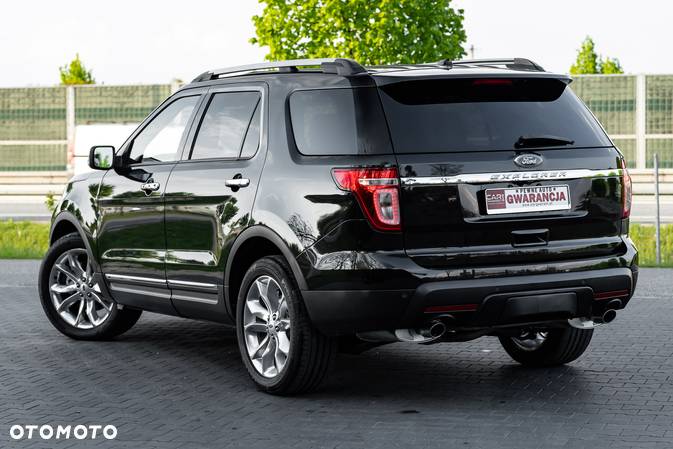 Ford Explorer - 16