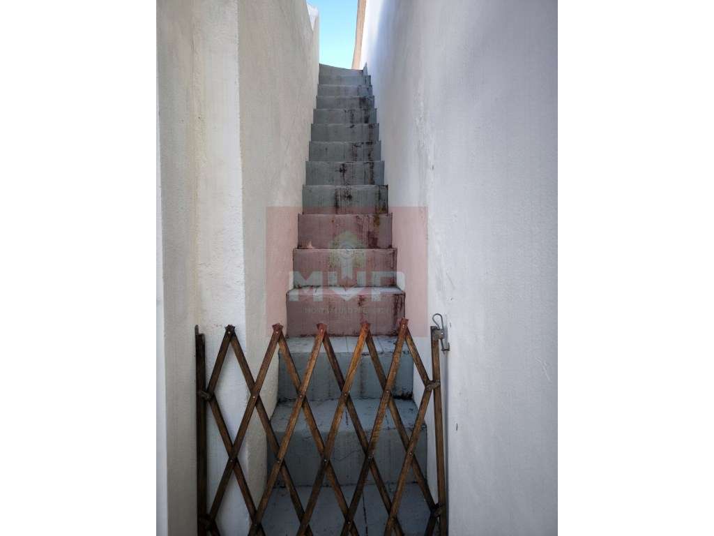 Moradia T2 no centro da Fuseta-29