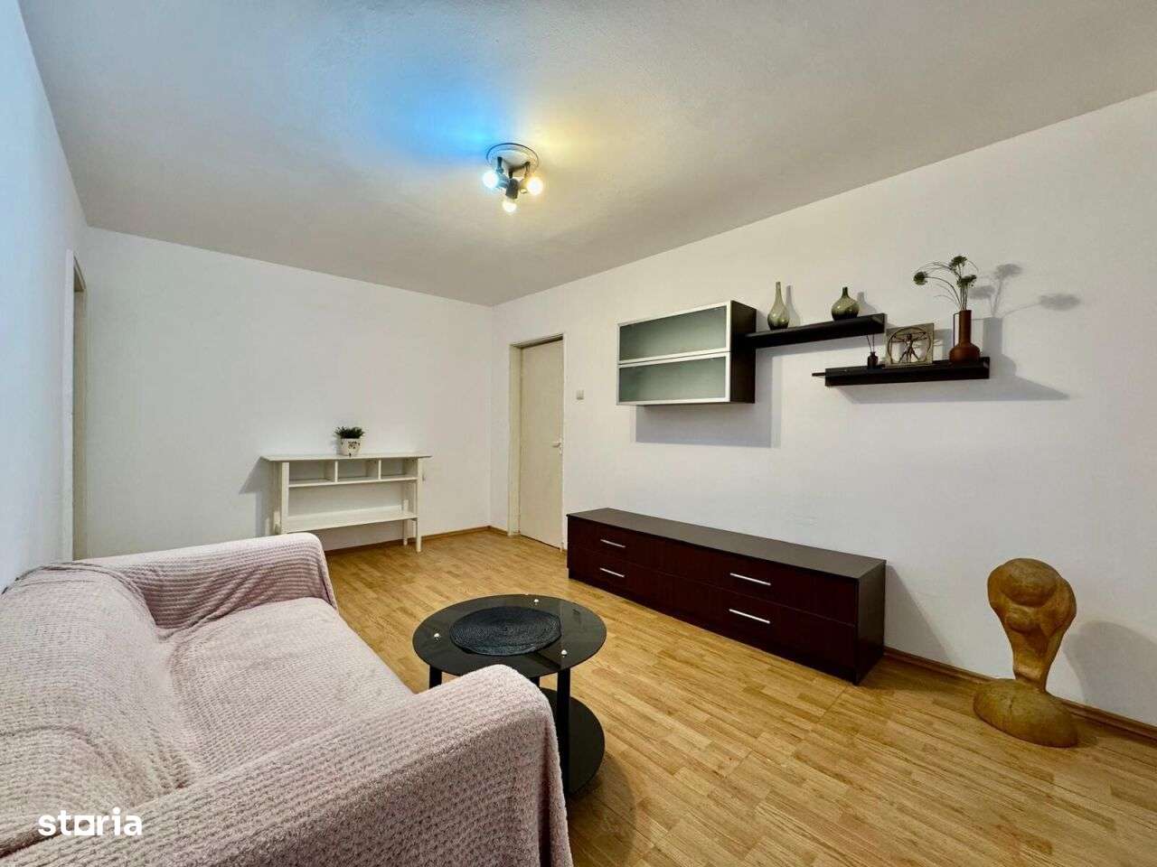 Vanzare 2 camere Dorobanti | Bloc Perla | Vedere spate - Imagine principală: 3/20