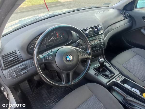 BMW Seria 3 320d - 16