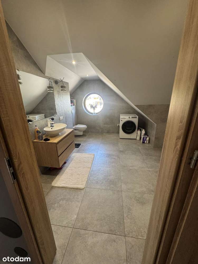 dom  147m2 , działka 904m2-16