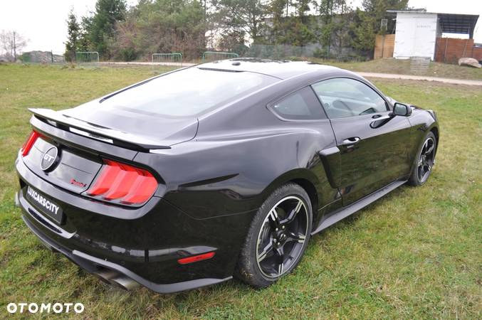 Ford Mustang Fastback 5.0 Ti-VCT V8 GT - 8