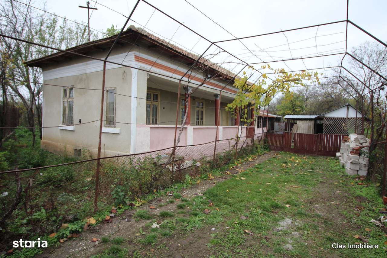 Casa cu teren la Coteana !!-0