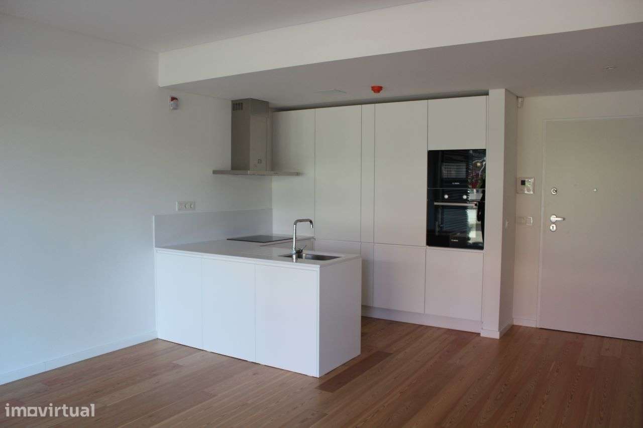 Fabuloso apartamento T1 Edifício Lux Terrace em frente Estádio da Luz - Grande imagem: 4/20