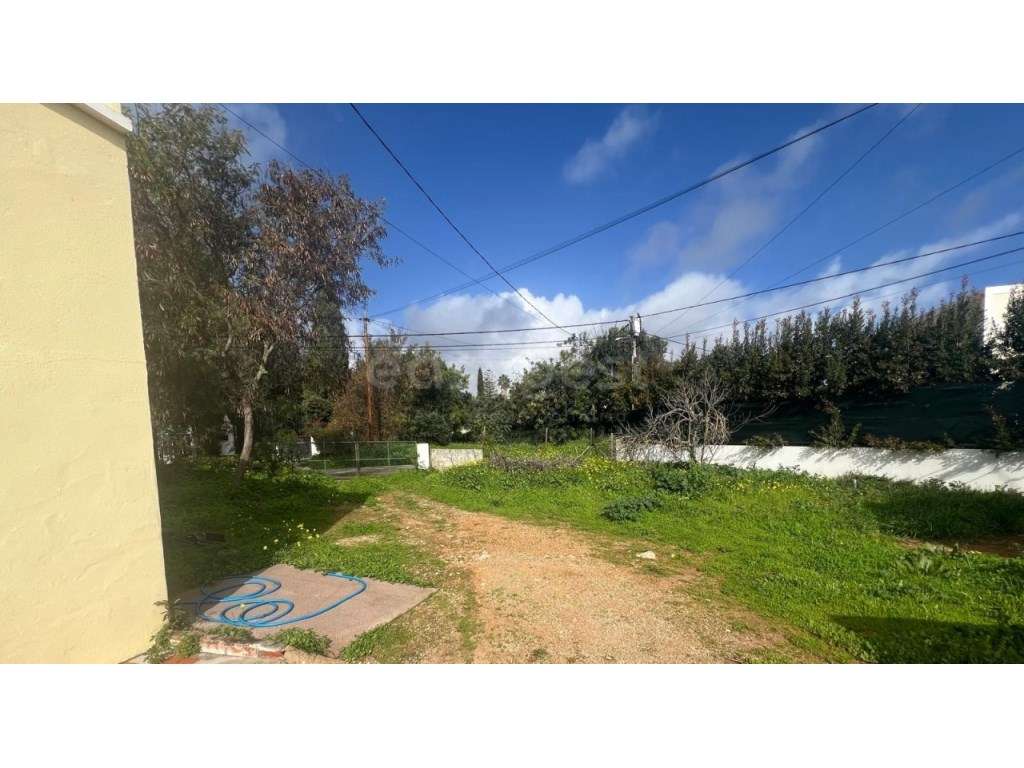 Moradia típica algarvia com terreno em Vale Judeu - Grande imagem: 3/11